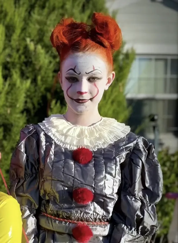 Pennywise (Heather Paints Fort Myers Face Painter for Parties in Cape Coral Childrens Face Painting Corporate Events Naples Face Paint Estero Lehigh Acres)